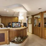 勒纳普图酒店及水疗中心 3* 普罗普里亚诺