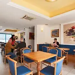 勒纳普图酒店及水疗中心 3*