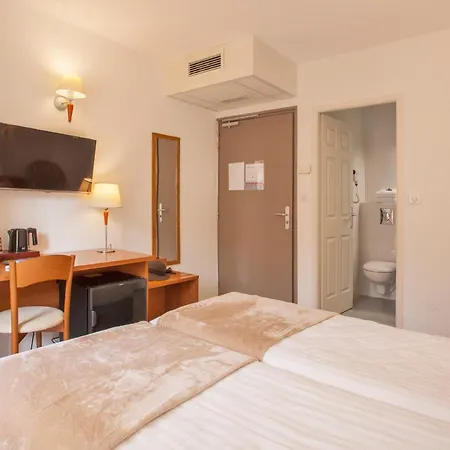 Le Neptune & Hotell 3*
