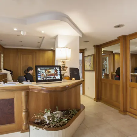 Le Neptune & 3* Propriano (Corsica)