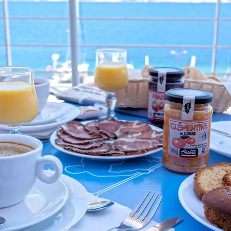 Hotel Le Neptune & 3*