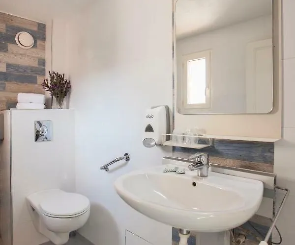 Le Neptune & Hotell Propriano (Corsica)