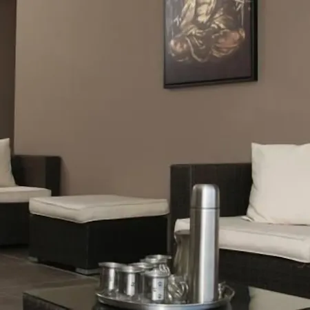 Le Neptune & Проприано