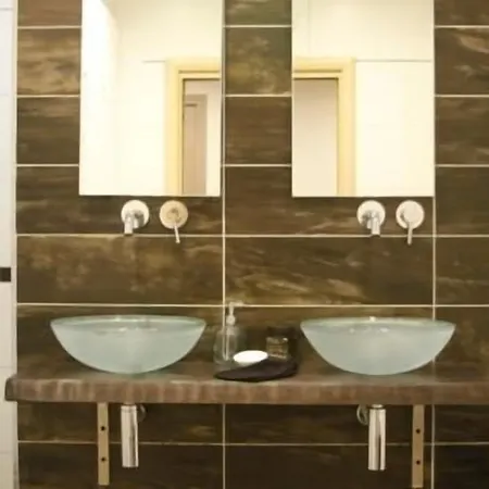 Le Neptune & 3* Проприано