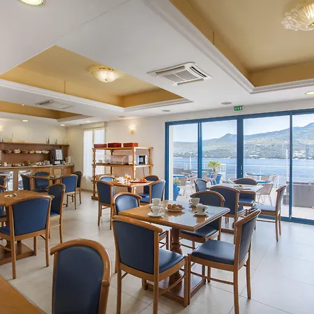 Le Neptune & Отель