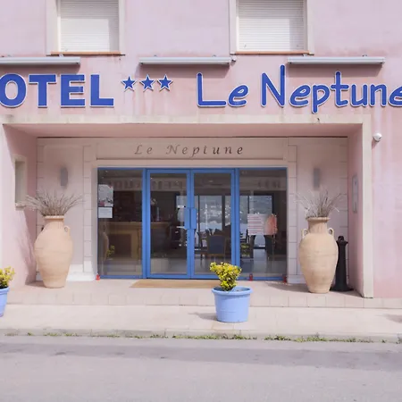 Le Neptune & Hotel Propriano (Corsica)