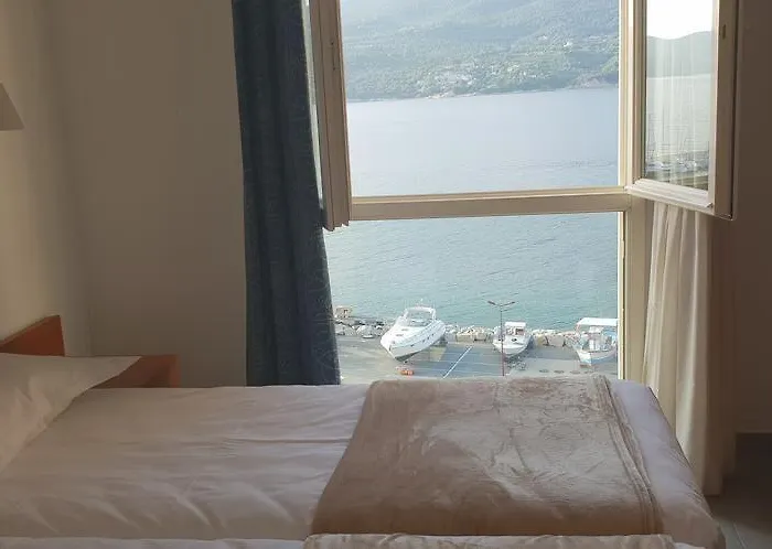 Le Neptune & 3* Propriano (Corsica)